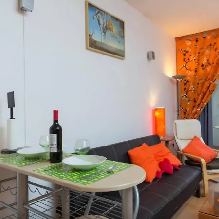 Studio - 1 Bedroom With Pool - 0682